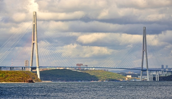 Russky Brücke, Wladiwostok